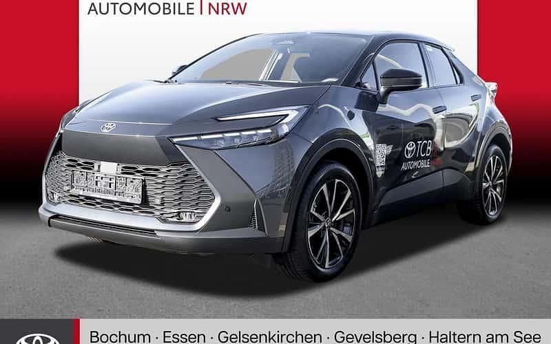 Grau Gebraucht 2025 Toyota C-HR SUV | 33.479 € (Superpreis) - Bild 1/4