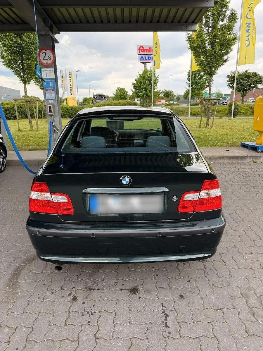 Gebraucht BMW 318 Sport Line 144 PS (105 kW) 2003 Grün Limousine
