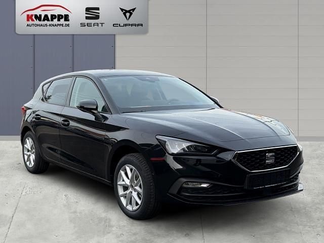 Neu Seat Leon 150 PS (110 kW) 2025 Schwarz Limousine