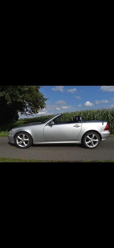 Gebraucht Mercedes SLK200 163 PS (119 kW) 2002 Silber Cabrio