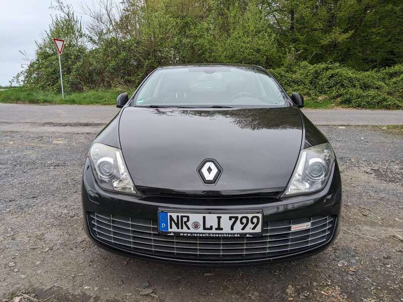 Schwarz Gebraucht 2012 Renault Laguna Coupé Coupé | 10.800 € (Teuer) - Bild 1/4