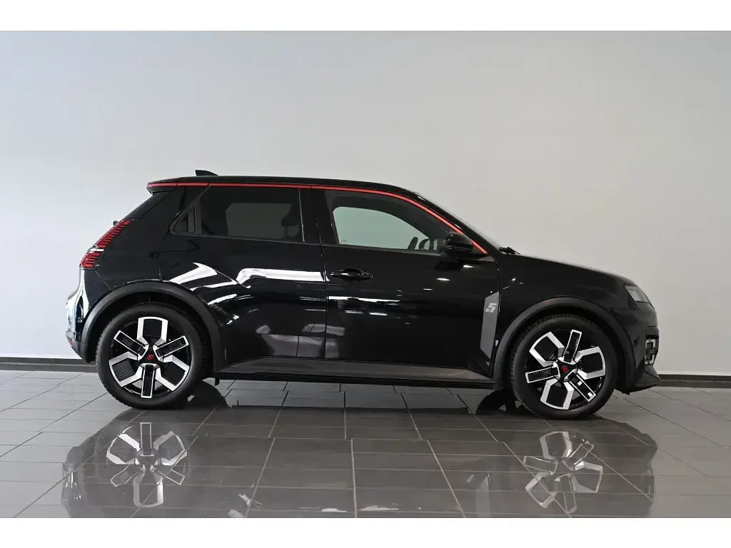 Gebraucht Renault R5 Techno 110 kW (150 PS) 2025 Schwarz sternen schwarz metallic (metallic) Kleinwagen