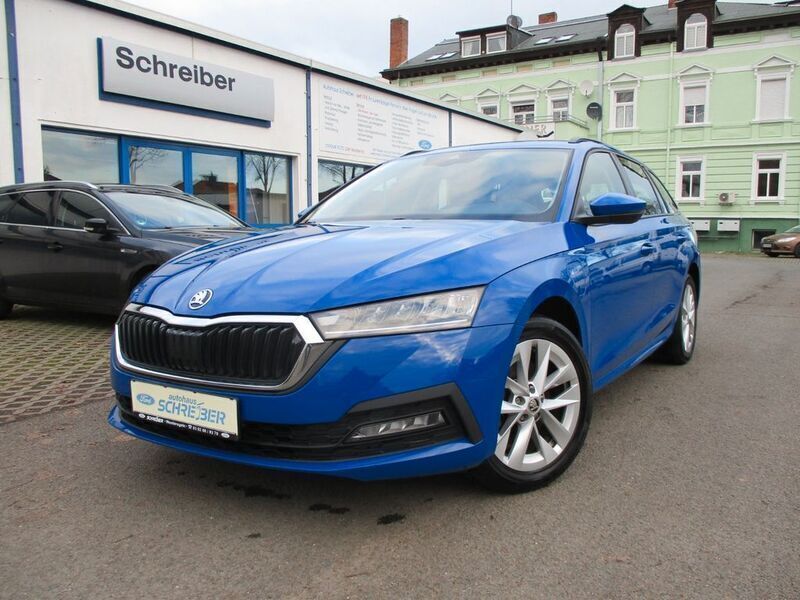 Energy blue Gebraucht 2022 Skoda Octavia Ambition Kombi | 22.980 € (Superpreis) - Bild 1/4