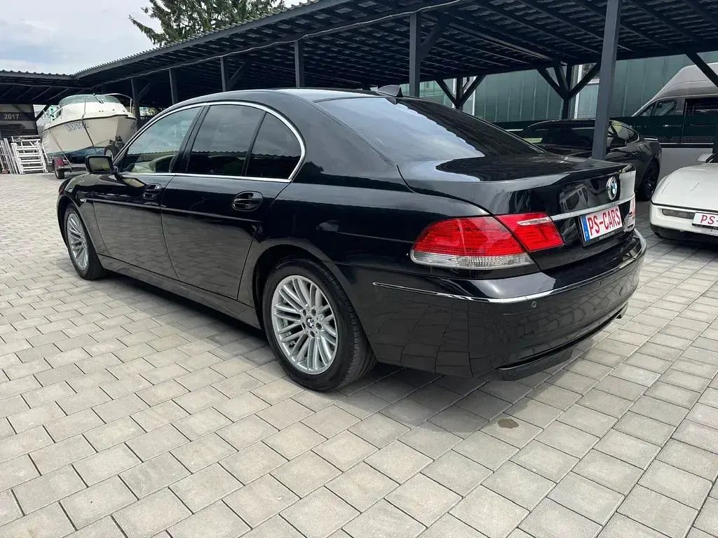 Gebraucht BMW 750 367 PS (269 kW) 2007 Schwarz Limousine