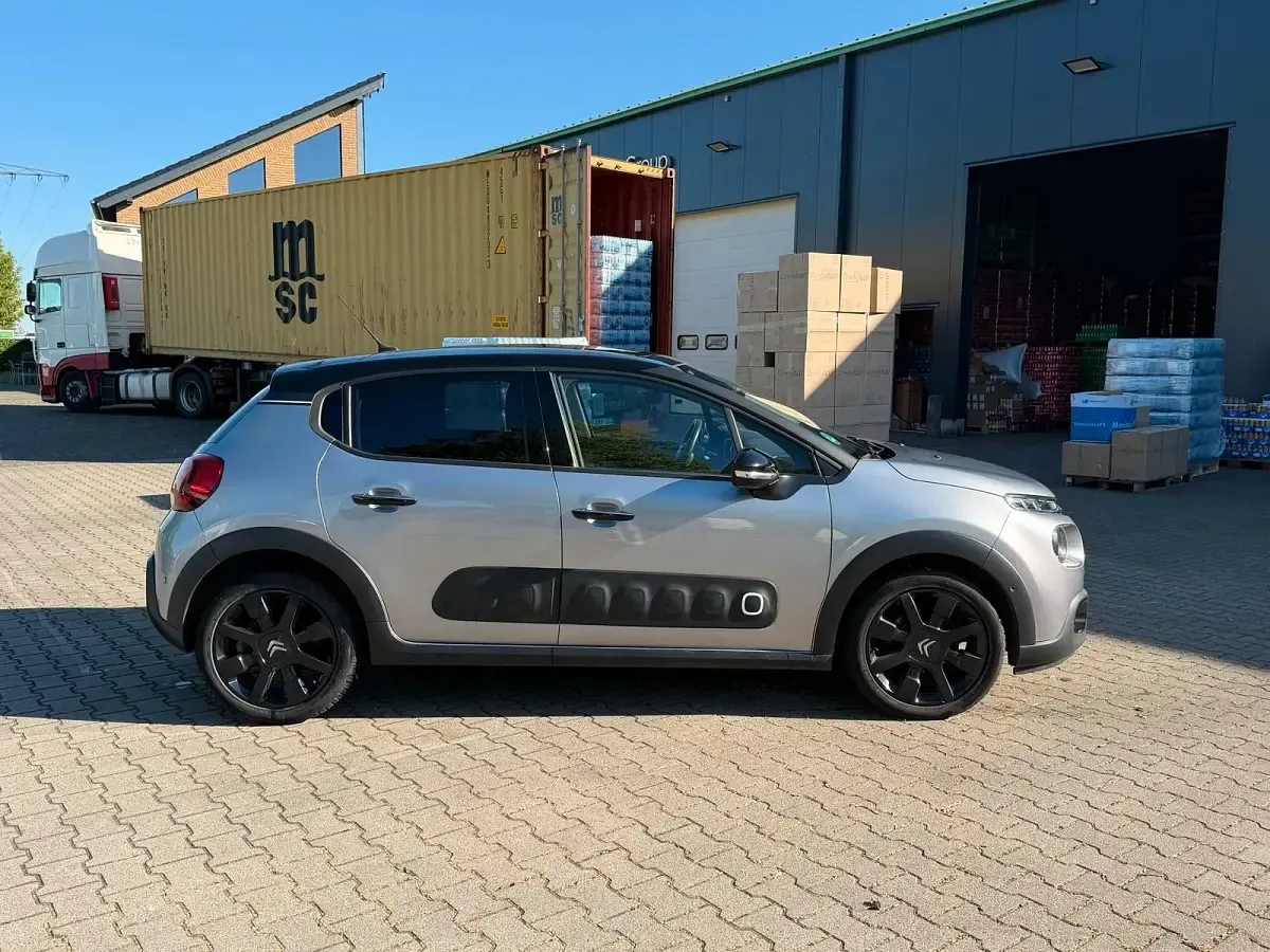 Gebraucht Citroën C3 Shine 110 PS (80 kW) 2018 Grau Kleinwagen