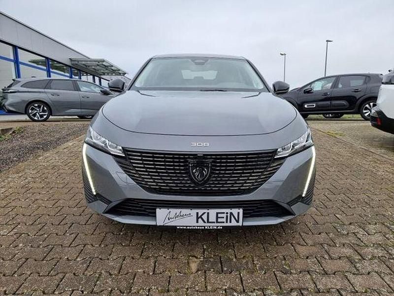 Grau Gebraucht 2024 Peugeot 308 Limousine | 20.790 € (Fairer Preis) - Bild 1/4