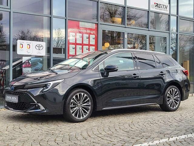 Gebraucht Toyota Corolla Team 140 PS (102 kW) 2023 Mysticschwarz mica (metallic) Kombi