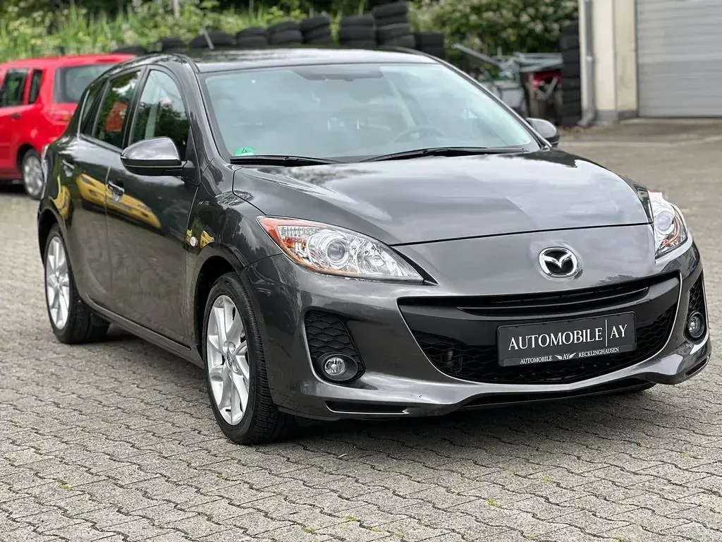 Gebraucht Mazda 3 Edition 105 PS (77 kW) 2011 Limousine