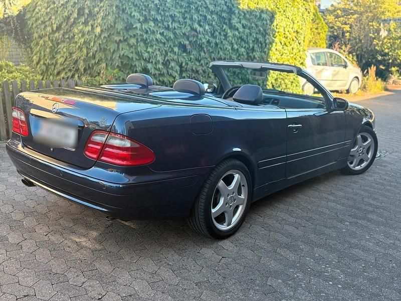 Gebraucht Mercedes CLK320 218 PS (160 kW) 2002 Cabrio
