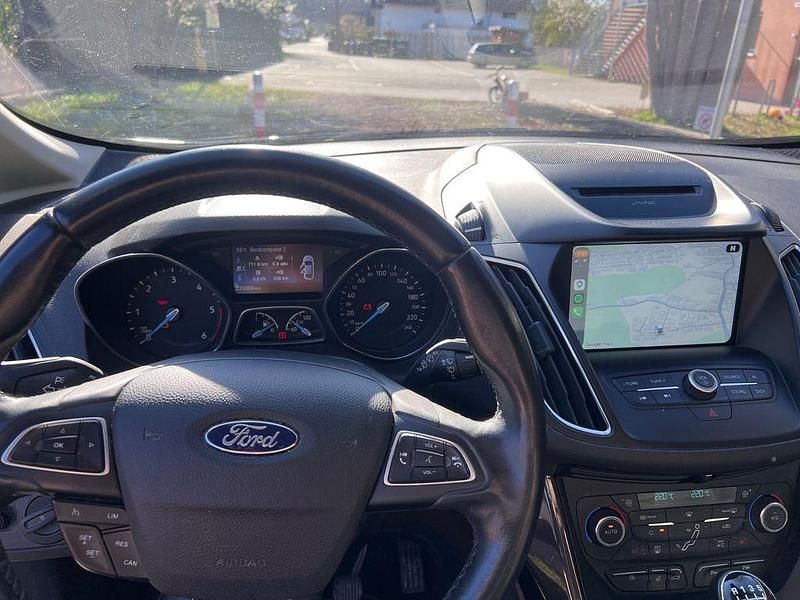 Gebraucht Ford C-MAX Titanium 150 PS (110 kW) 2017 Schwarz Van / Kleinbus