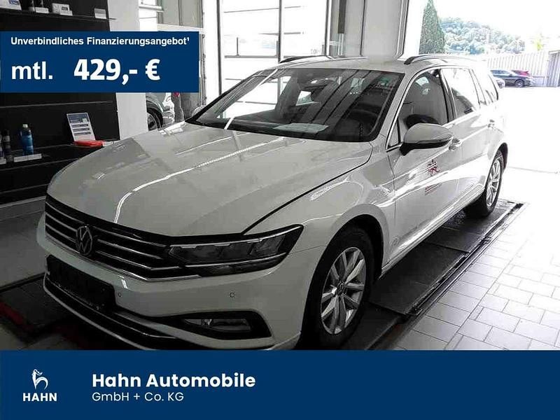 Oryxweiß perlmutteffekt Gebraucht 2022 VW Passat Business Kombi | 26.730 € (Fairer Preis) - Bild 1/3