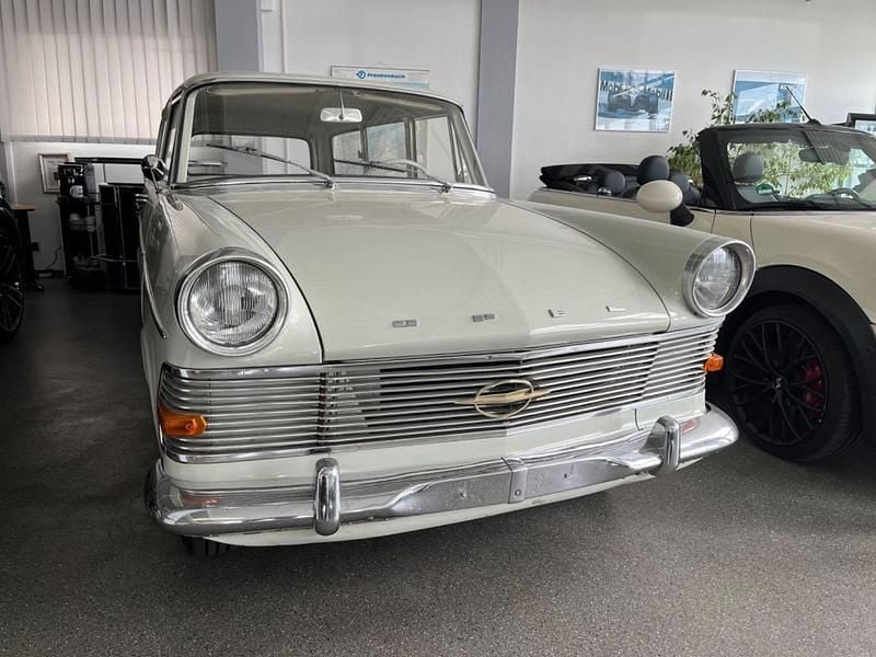 Grau Gebraucht 1963 Opel Olympia Kombi | 14.900 € - Bild 1/4