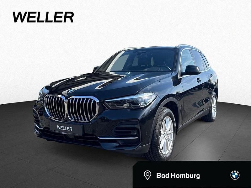 Gebraucht BMW X5 Performance 286 PS (210 kW) 2023 Black sapphire (schwarz) SUV