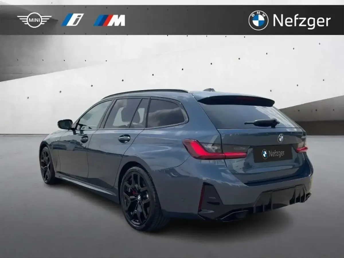 Gebraucht BMW 340 M Sport 374 PS (275 kW) 2025 Arctic race blue Kombi