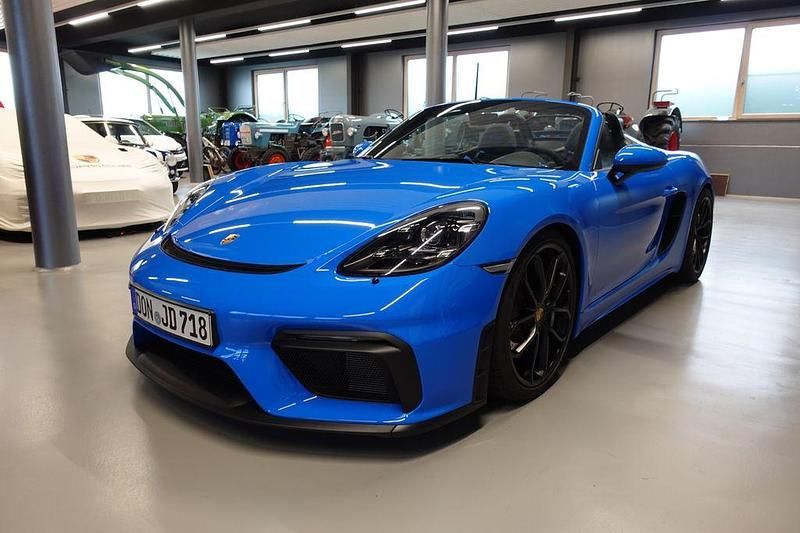 Blau Gebraucht 2022 Porsche 718 Spyder Cabrio | 118.718 € (Fairer Preis) - Bild 1/4