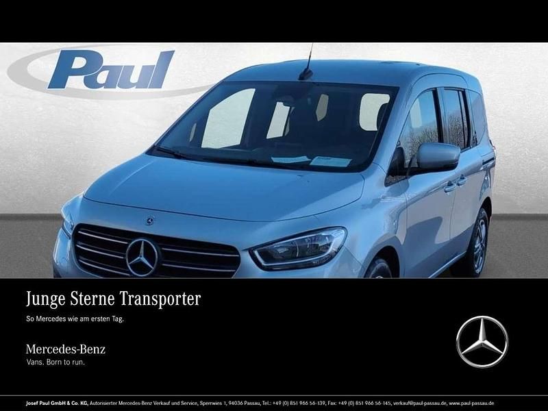 Helvinsilber (metallic) Gebraucht 2024 Mercedes T160 Style Van / Kleinbus | 25.900 € (Fairer Preis) - Bild 1/4
