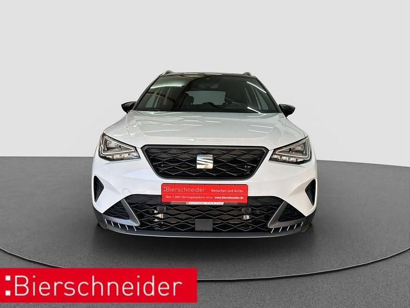 Gebraucht Seat Arona FR 150 PS (110 kW) 2025 Weiss SUV