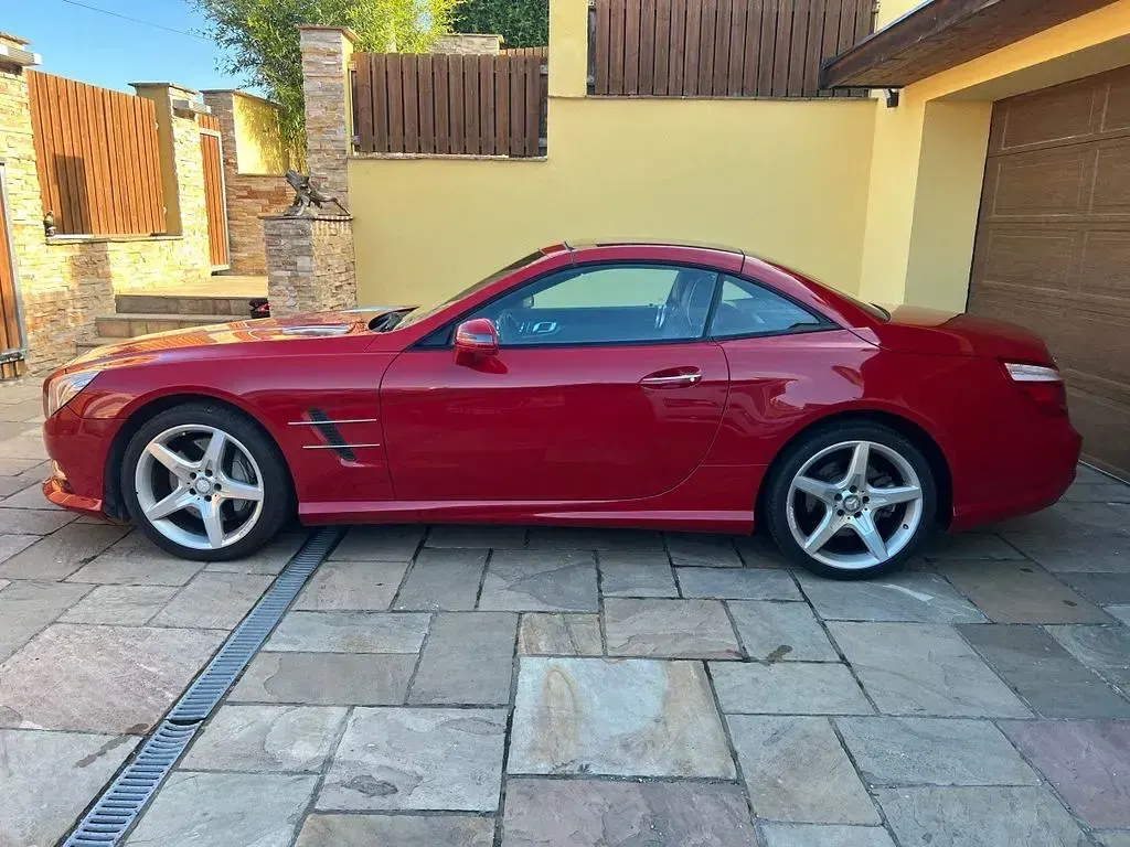 Gebraucht Mercedes SL350 AMG 306 PS (225 kW) 2012 Rot Cabrio