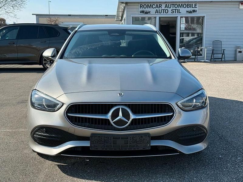 Gebraucht Mercedes C220 Avantgarde 200 PS (147 kW) 2021 Silber Limousine