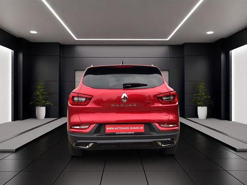 Gebraucht Renault Kadjar Black Edition 140 PS (102 kW) 2021 Rot SUV