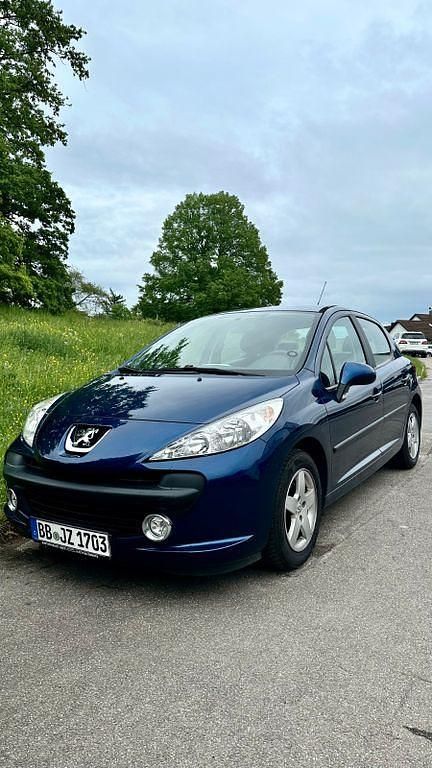 Blau Gebraucht 2009 Peugeot 207 Filou Limousine | 1.600 € (Guter Preis) - Bild 1/4