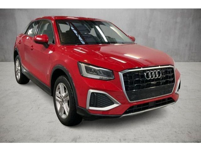 Gebraucht Audi Q2 Advanced Plus 150 PS (110 kW) 2023 Tangorot metallic SUV