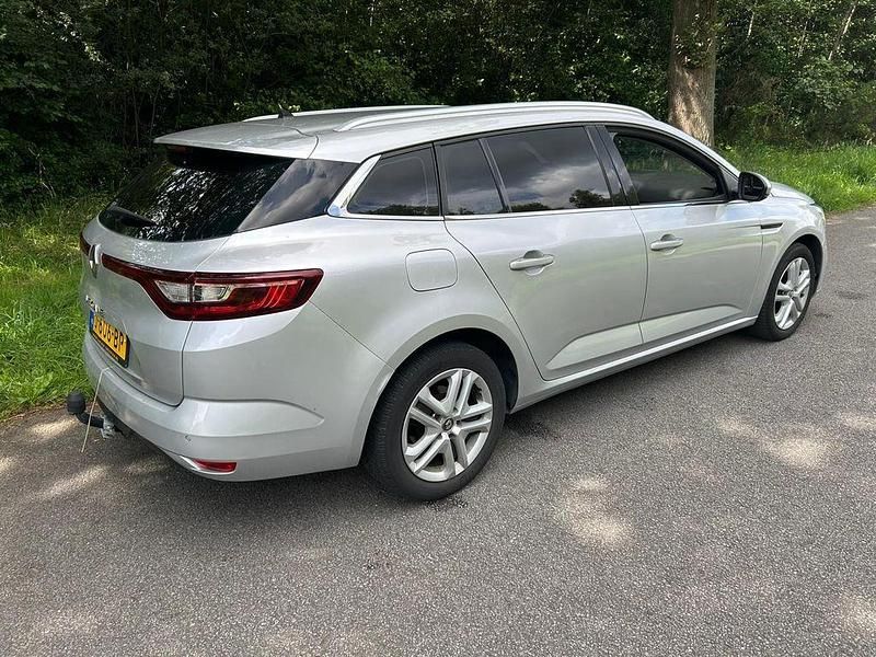 Gebraucht Renault Mégane III Zen 110 PS (80 kW) 2016 Kombi