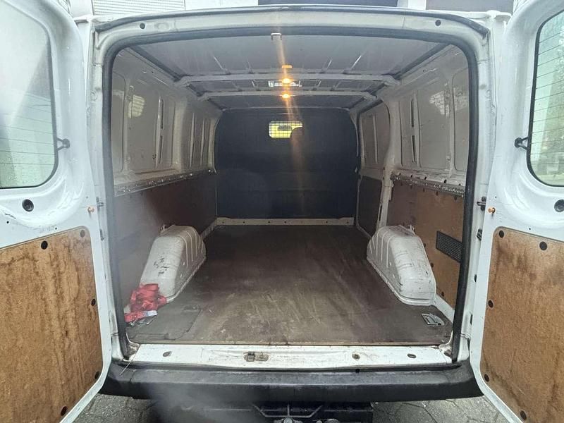 Gebraucht Ford Transit Custom 101 PS (74 kW) 2013 Weiß Van