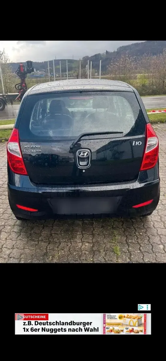 Gebraucht Hyundai i10 69 PS (50 kW) 2013 Schwarz Kleinwagen