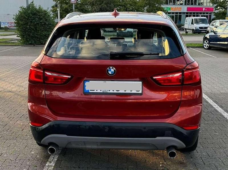 Gebraucht BMW X1 150 PS (110 kW) 2018 Orange SUV