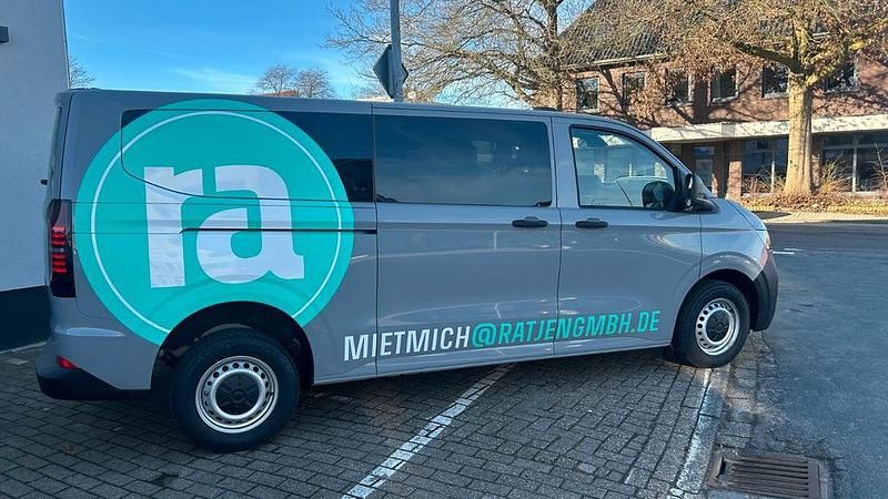 Gebraucht VW Transporter 150 PS (110 kW) 2026 Grau Van