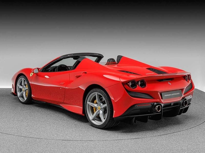 Gebraucht Ferrari F8 721 PS (530 kW) 2022 Rosso scuderia Cabrio