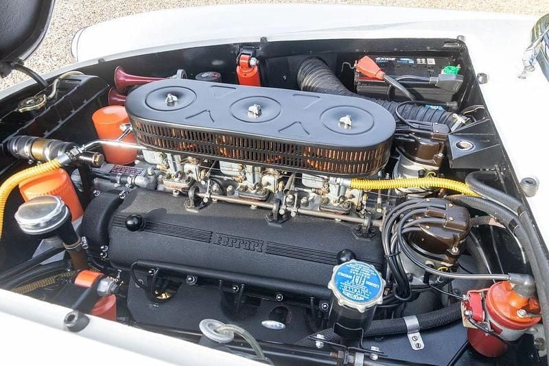 Gebraucht Ferrari 250 300 PS (220 kW) 1964 Weiß Coupé