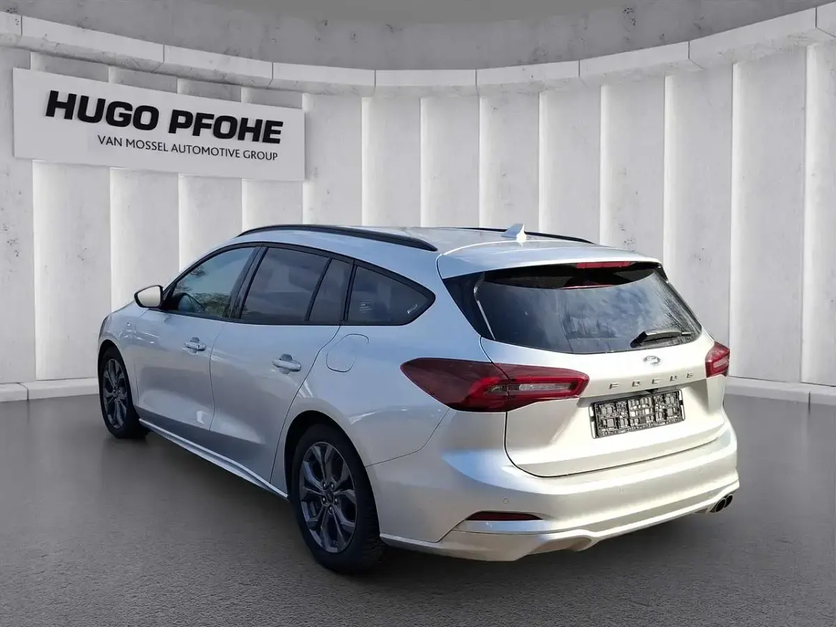 Usata Ford Focus ST-Line 155 CV (114 kW) 2025 Argento Station wagon
