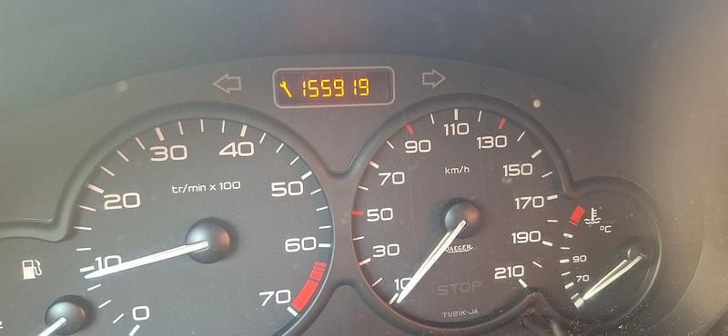 Blau Gebraucht 2006 Peugeot 206 Kleinwagen | 1.600 € (Fairer Preis) - Bild 1/4