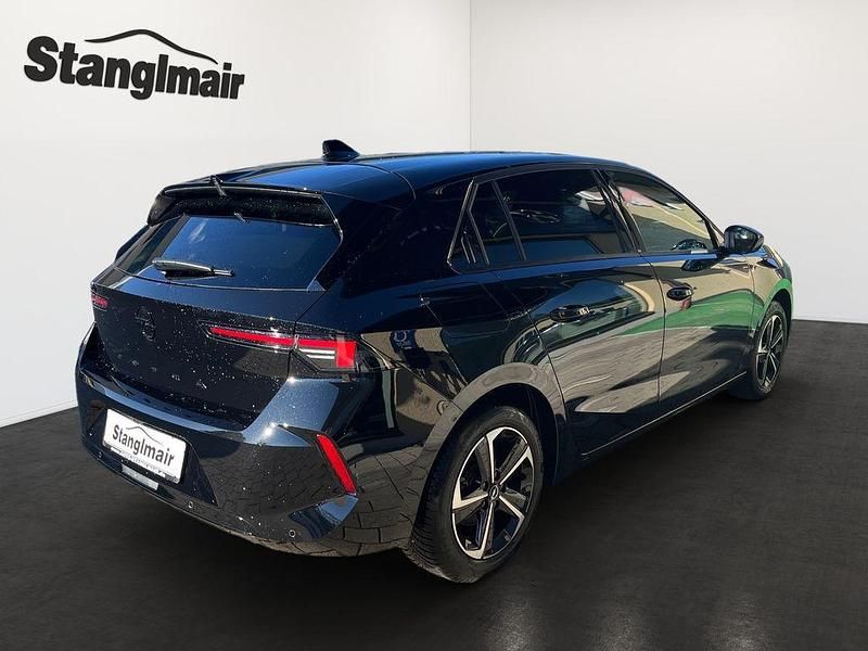 Gebraucht Opel Astra 131 PS (96 kW) 2024 Limousine