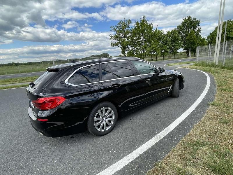 Gebraucht BMW 525 231 PS (169 kW) 2017 Kombi