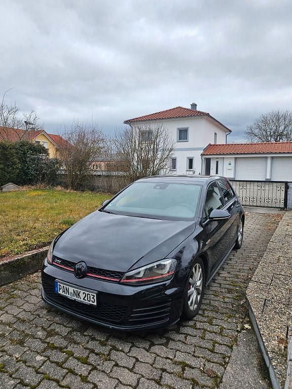 Gebraucht VW Golf VII GTI 230 PS (169 kW) 2013 Schwarz Limousine