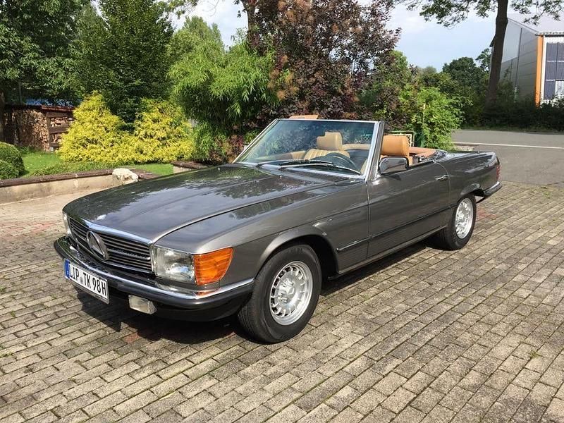 Grau Gebraucht 1984 Mercedes SL380 Cabrio | 26.000 € - Bild 1/4