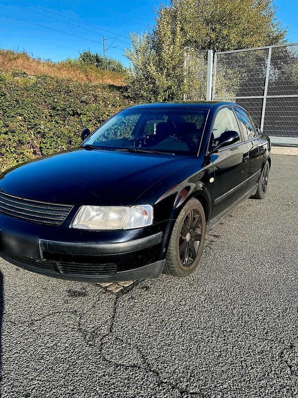 Gebraucht 1998 VW Passat Limousine | 350 € (Superpreis) - Bild 1/4