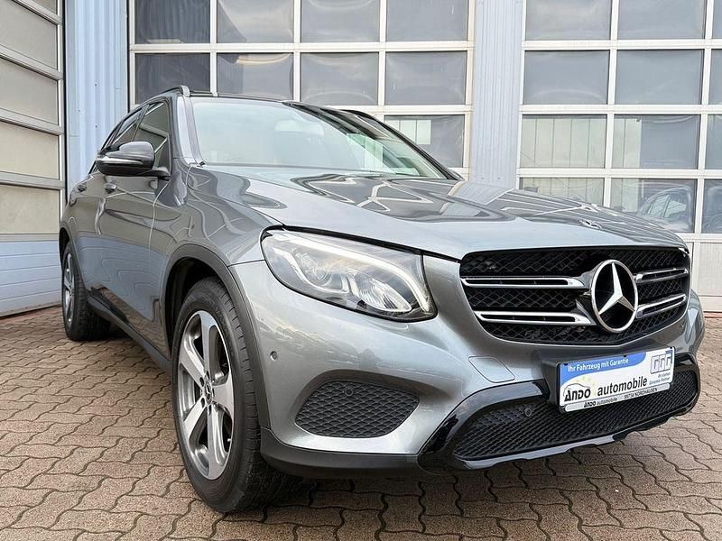 Gebraucht Mercedes GLC250 211 PS (155 kW) 2018 Grau SUV