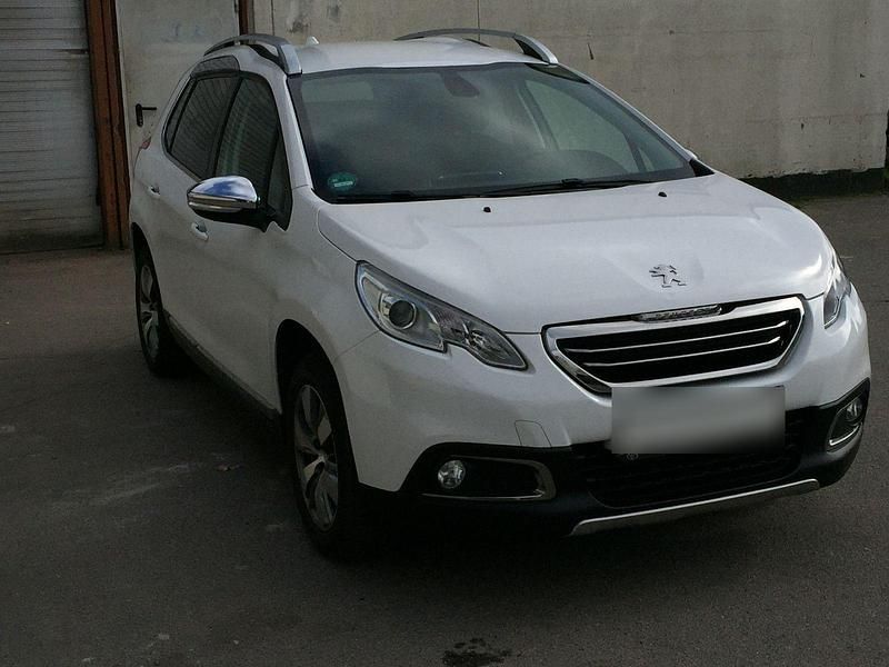 Gebraucht Peugeot 2008 S 120 PS (88 kW) 2016 Weiß SUV