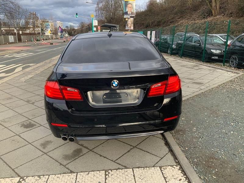 Gebraucht BMW 530 258 PS (189 kW) 2013 Schwarz Limousine