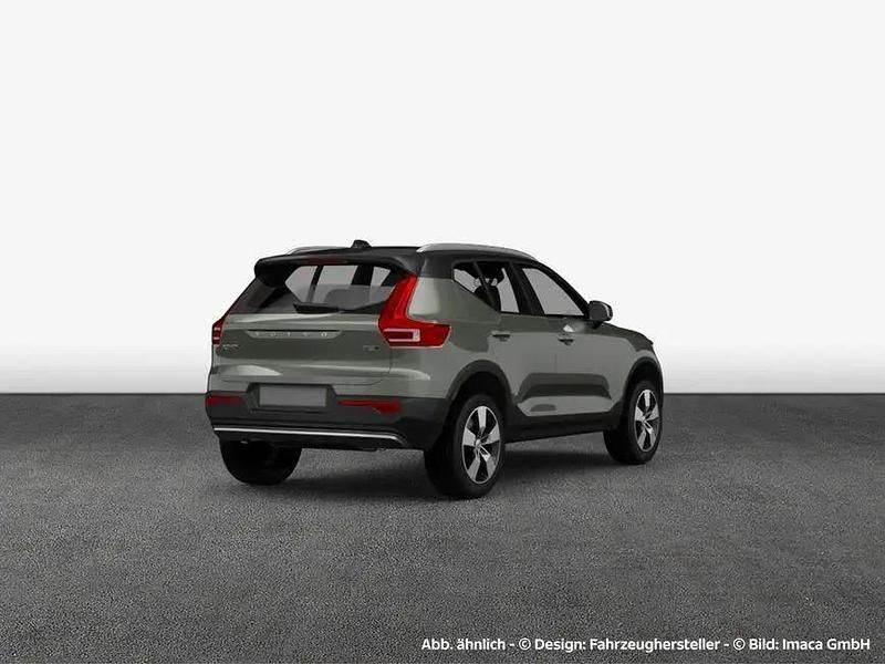 Gebraucht Volvo XC40 Plus 197 PS (144 kW) 2023 Sage green metallic SUV