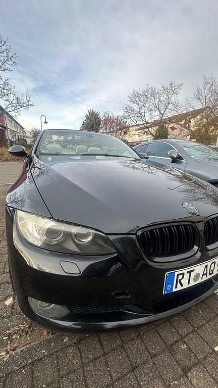 Gebraucht BMW 325 Cabriolet 218 PS (160 kW) 2008 Schwarz Cabrio