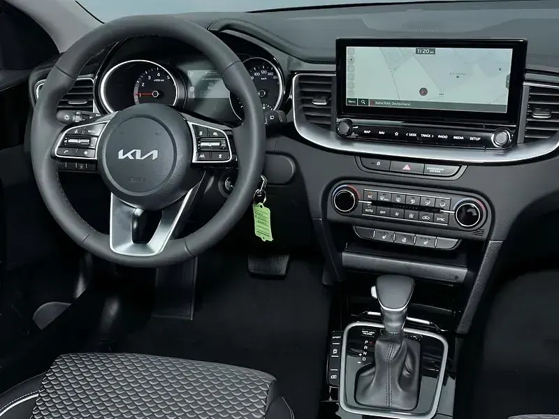 Neu Kia XCeed 150 PS (110 kW) 2026 Schwarz SUV