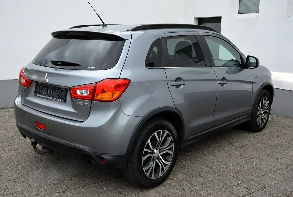 Używany Mitsubishi ASX 150 KM (110 kW) 2016 Szary SUV
