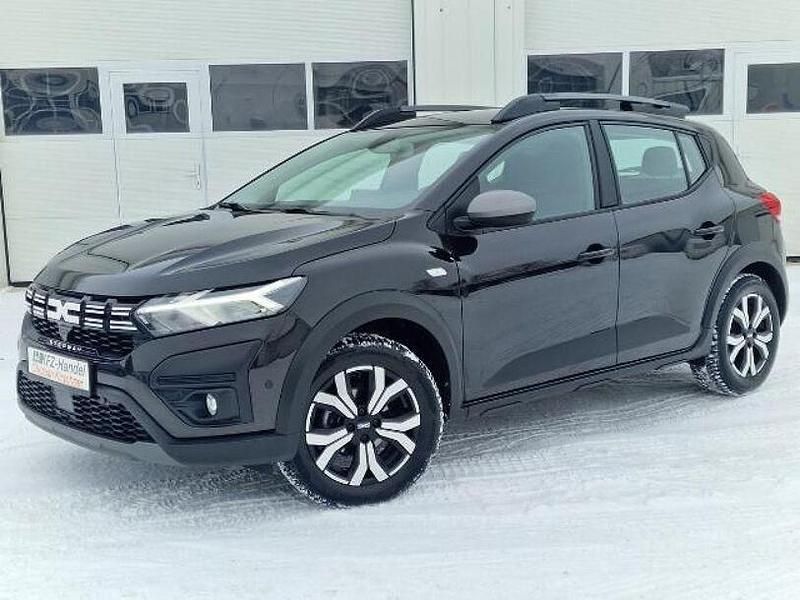 Gebraucht Dacia Sandero Expression 110 PS (80 kW) 2023 Schwarz Limousine