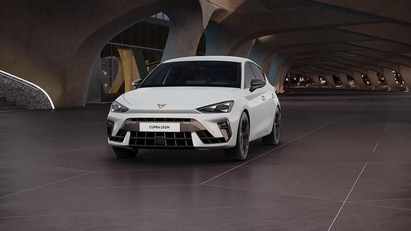 Neu Cupra Leon 150 PS (110 kW) 2025 Midnight schwarz metallic Limousine