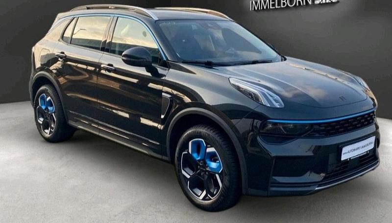 Schwarz Gebraucht 2022 Lynk & Co 01 SUV | 21.000 € (Fairer Preis) - Bild 1/4